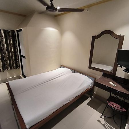 Hotel Rupali 뭄바이 외부 사진